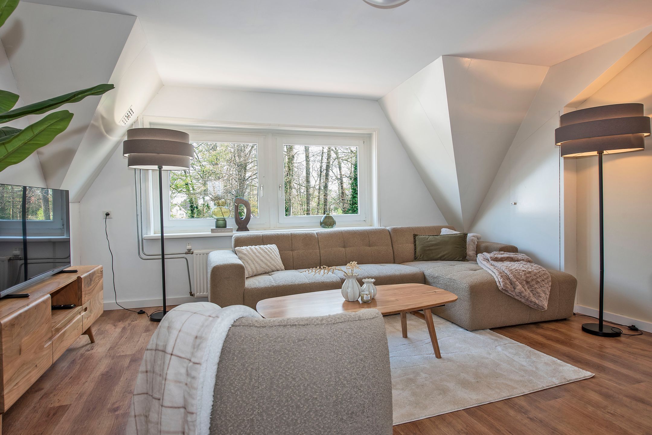 Photo 12 of Hoofdstraat 35-B