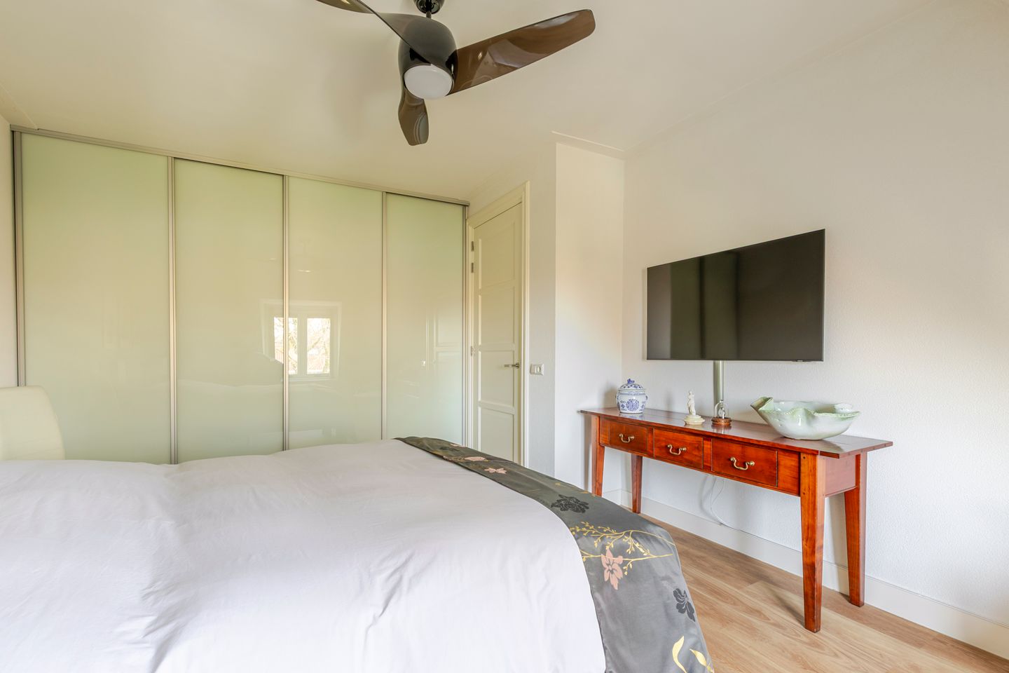 Foto 25 van Dorpsstraat 14-A