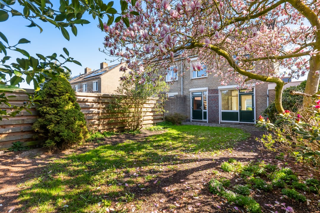 Foto 32 van Beukemastraat 46