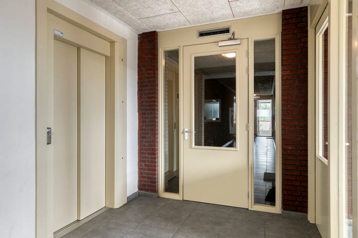 Foto 3 van Prinses Amaliahof 36