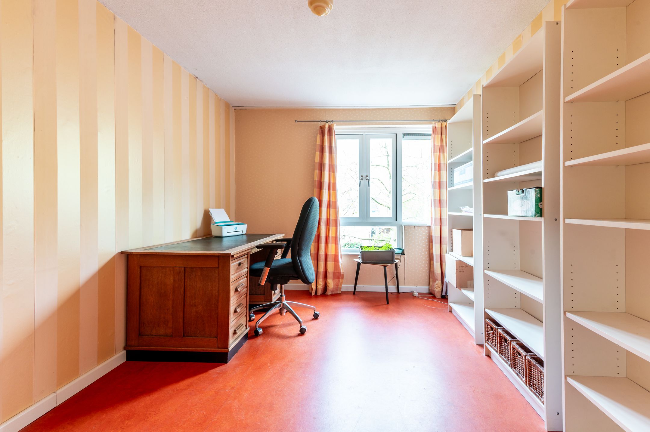 Spacious Family Home with 5 Bedrooms on a Car-Free Path — 30