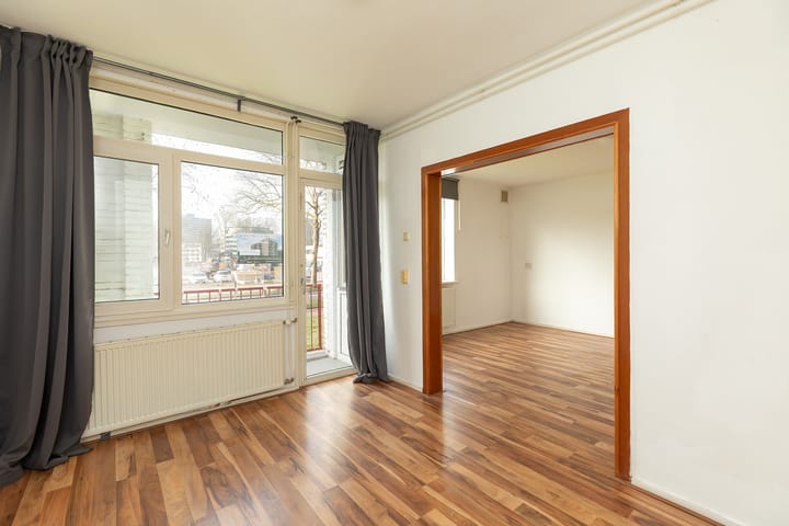 Appartement te koop: Wolvenlaan 211, Hilversum