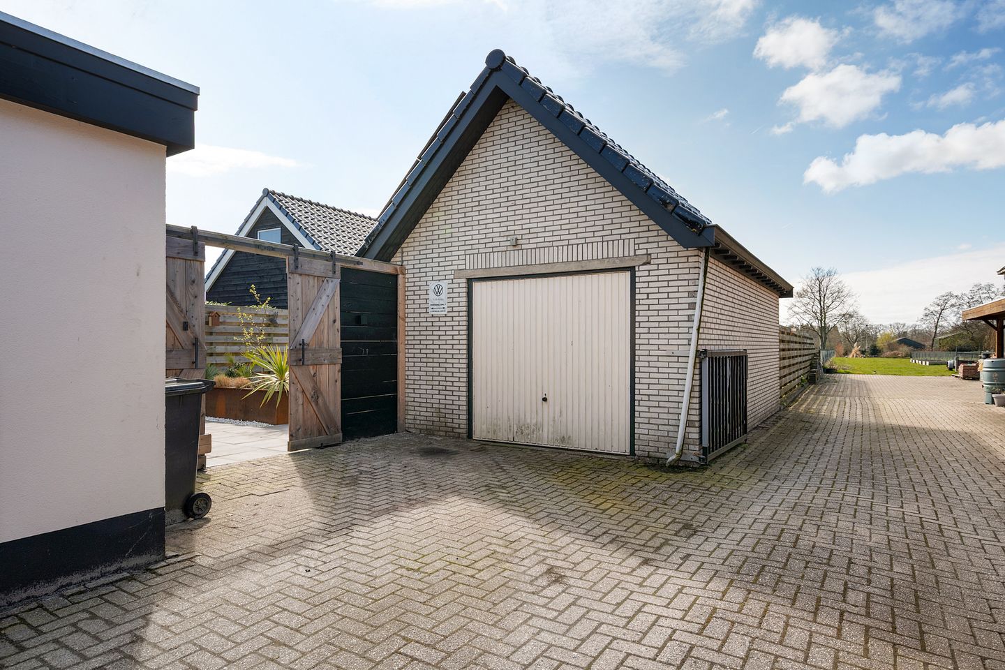 Foto 40 van Meester Nennstiehlweg 43