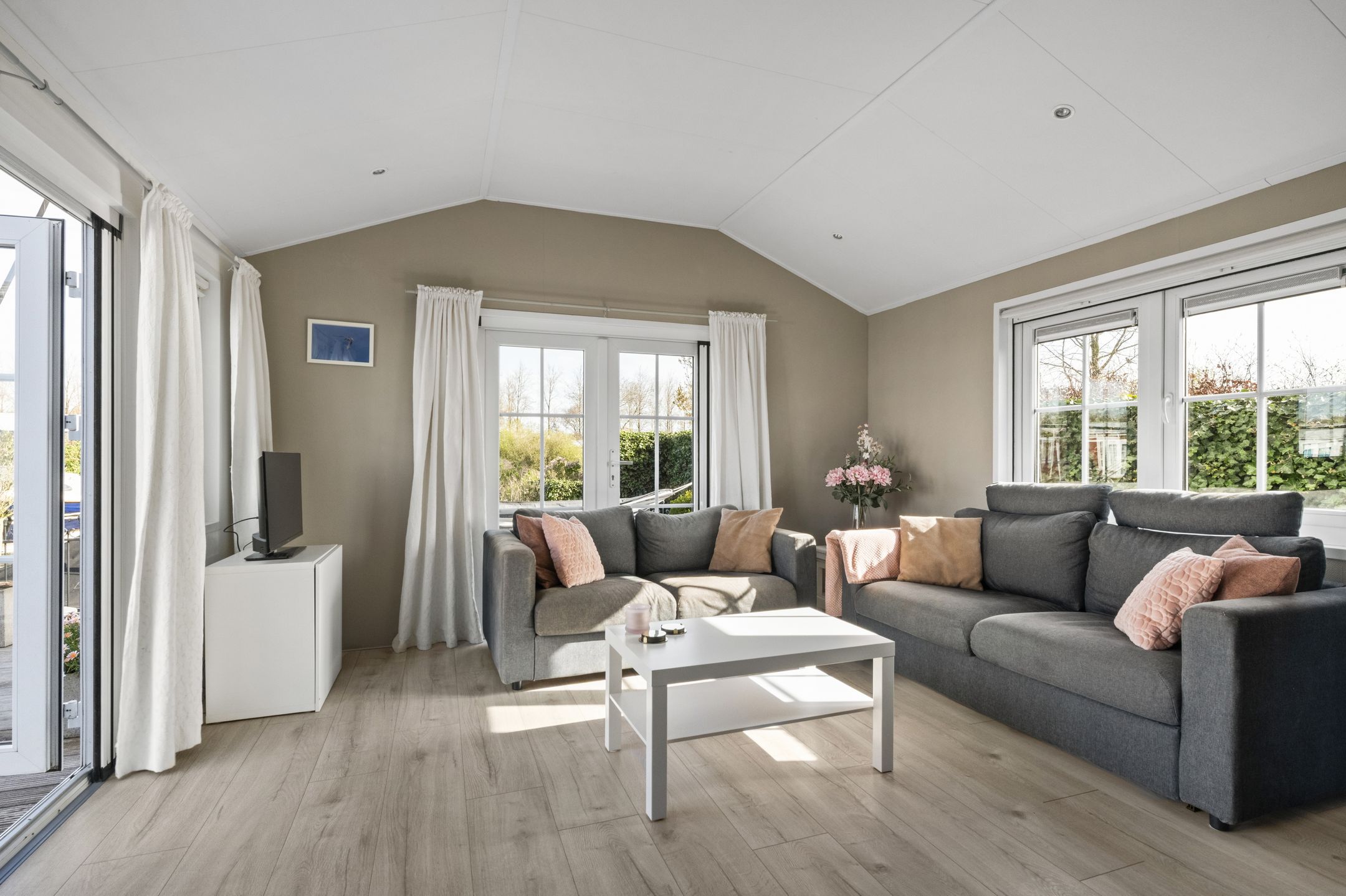 4-bedroom freehold villa in Loosdrecht — photo 3 of 5