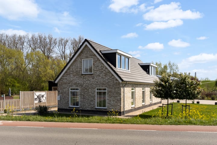 Foto 2 van Steenweg 2