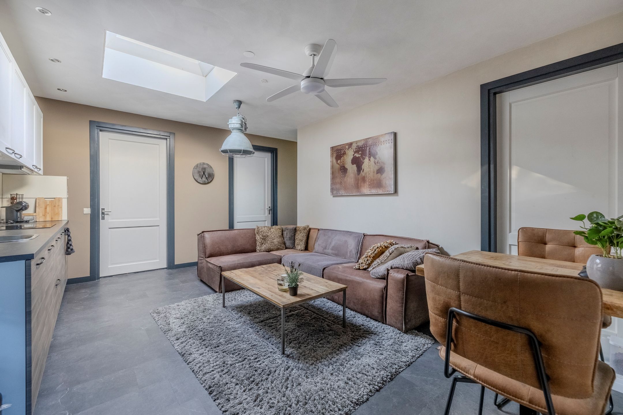 Foto 45 van Uithuizerweg 17