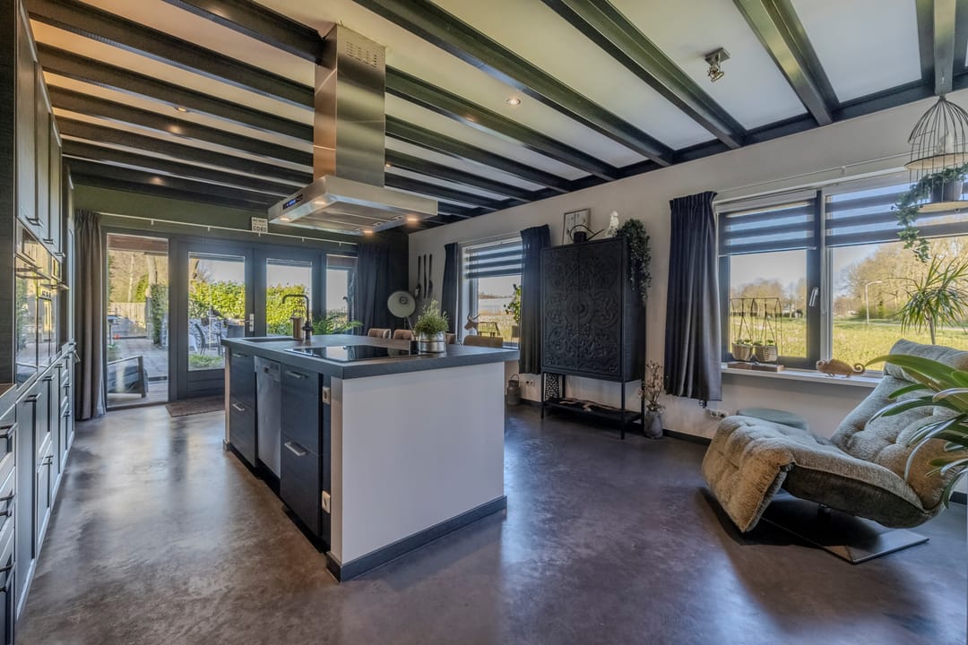 Foto 28 van Uithuizerweg 17