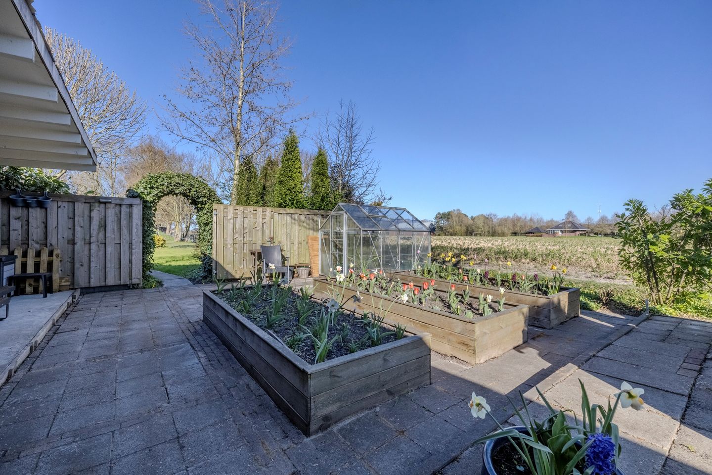 Foto 89 van Uithuizerweg 17