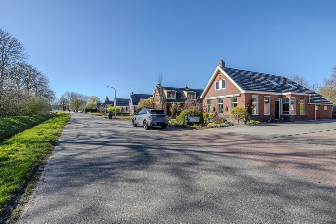 Foto 106 van Uithuizerweg 17