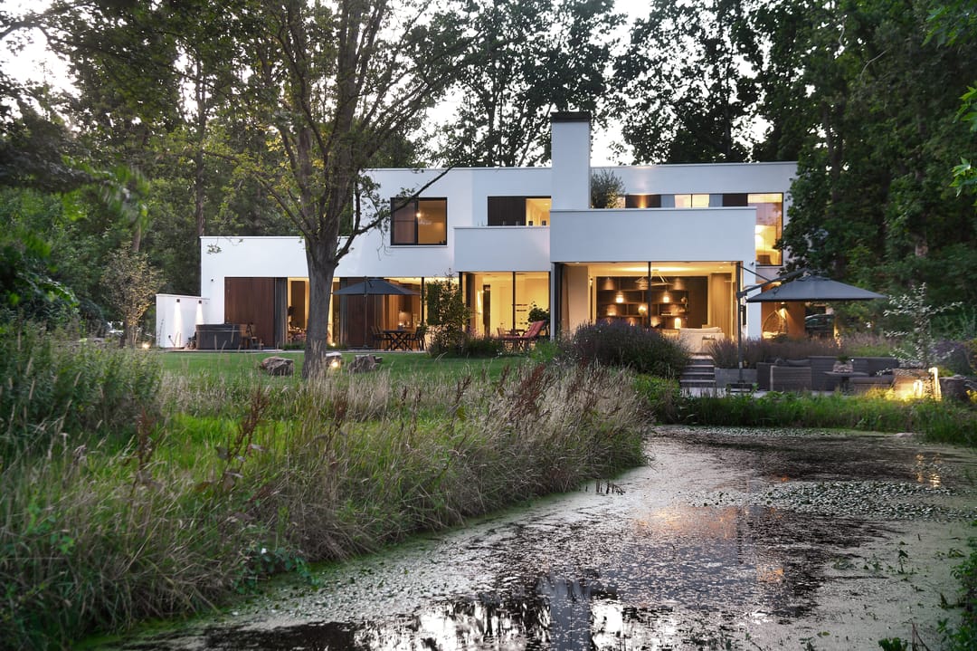 Foto 2 van Bernadettelaan 1