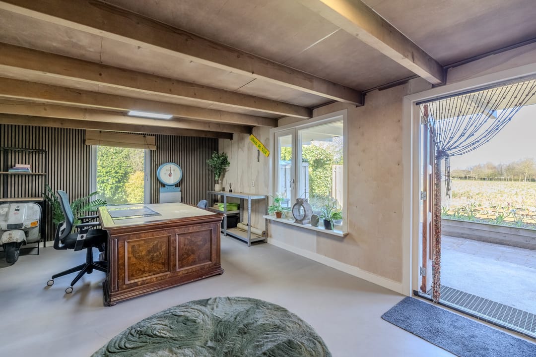 Foto 91 van Uithuizerweg 17