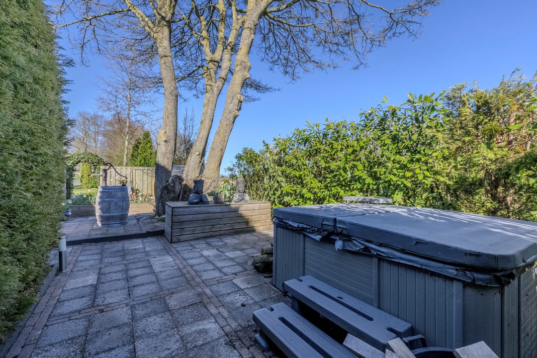 Foto 86 van Uithuizerweg 17