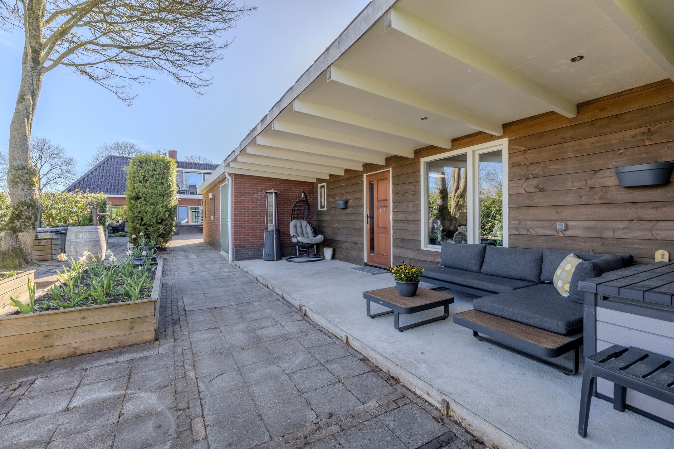 Foto 96 van Uithuizerweg 17