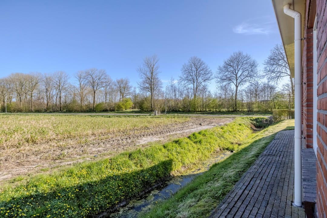 Foto 82 van Uithuizerweg 17