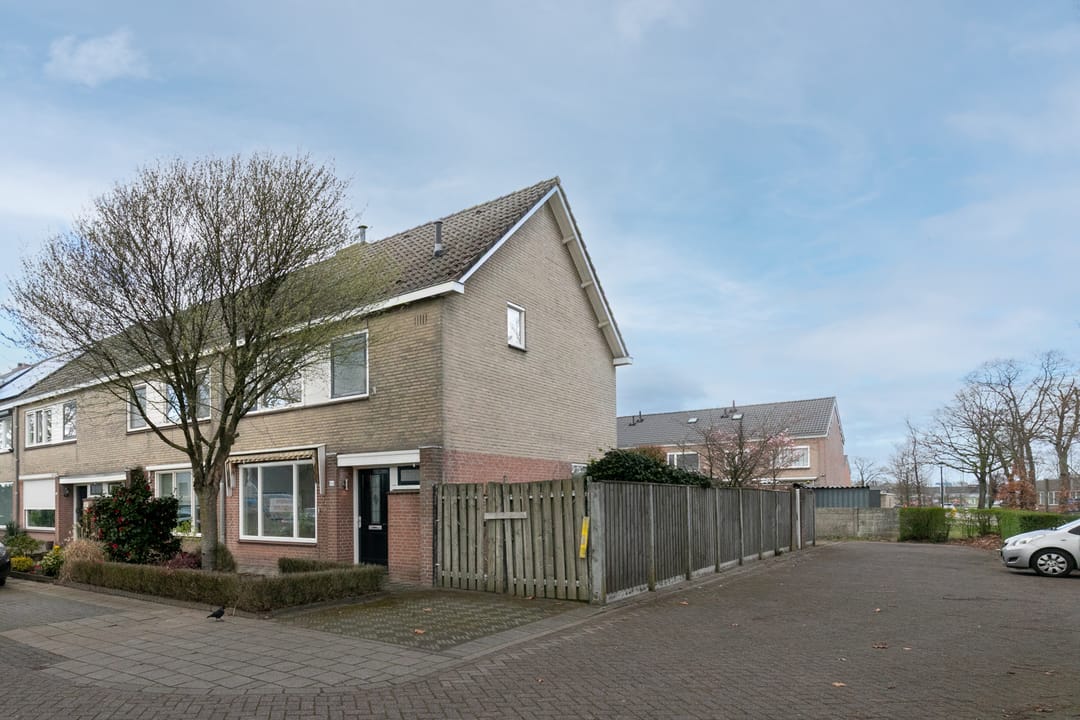 Foto 1 van Spoorbaan 84