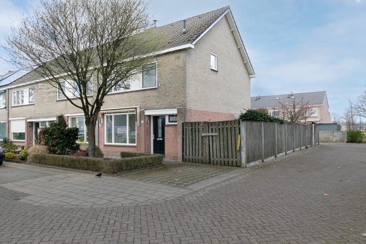 Foto 2 van Spoorbaan 84