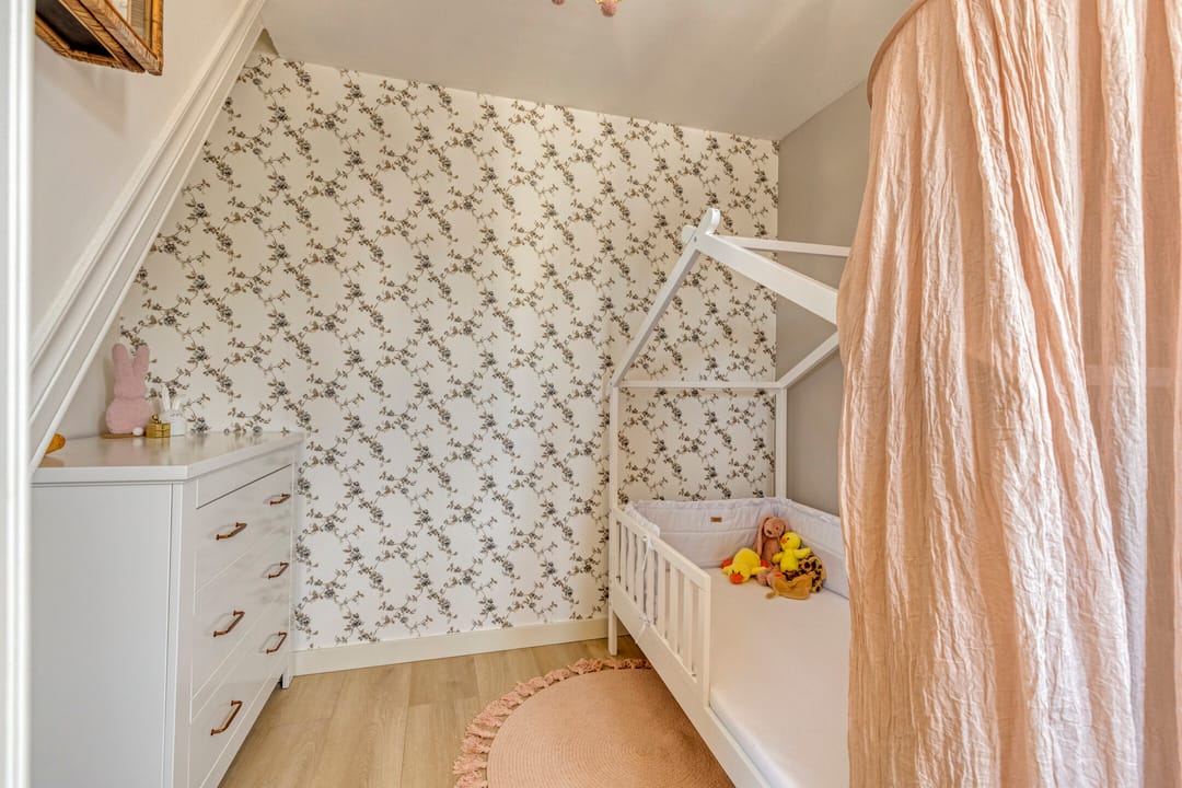 Renovated 1928 Semi-Detached Home with Garden Room in Beverwijk — 23