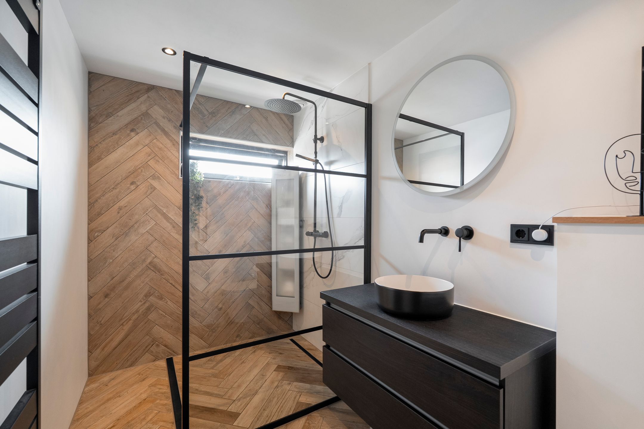 Foto 39 van Burg. Lovinkstraat 9-B