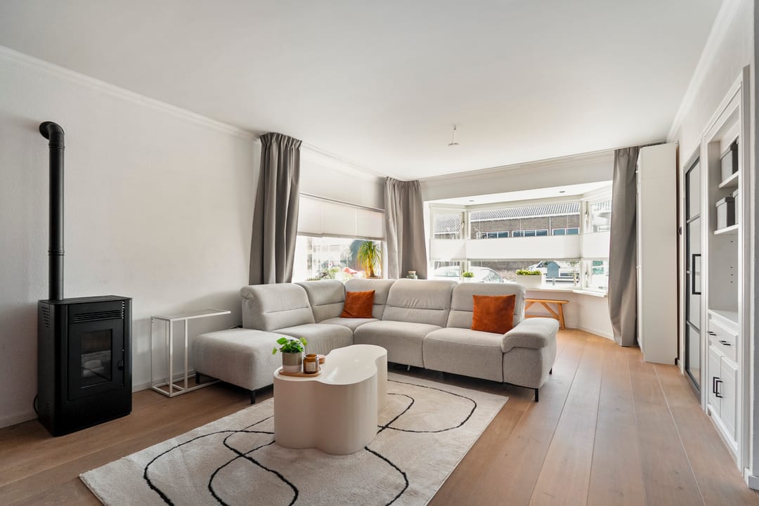 Foto 2 van Burg. Lovinkstraat 9-B