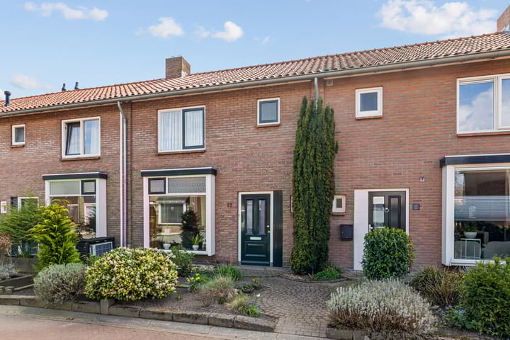 Photo 2 of Anjerstraat 17