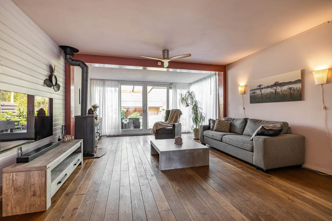 Foto 2 van Lichtboei 123