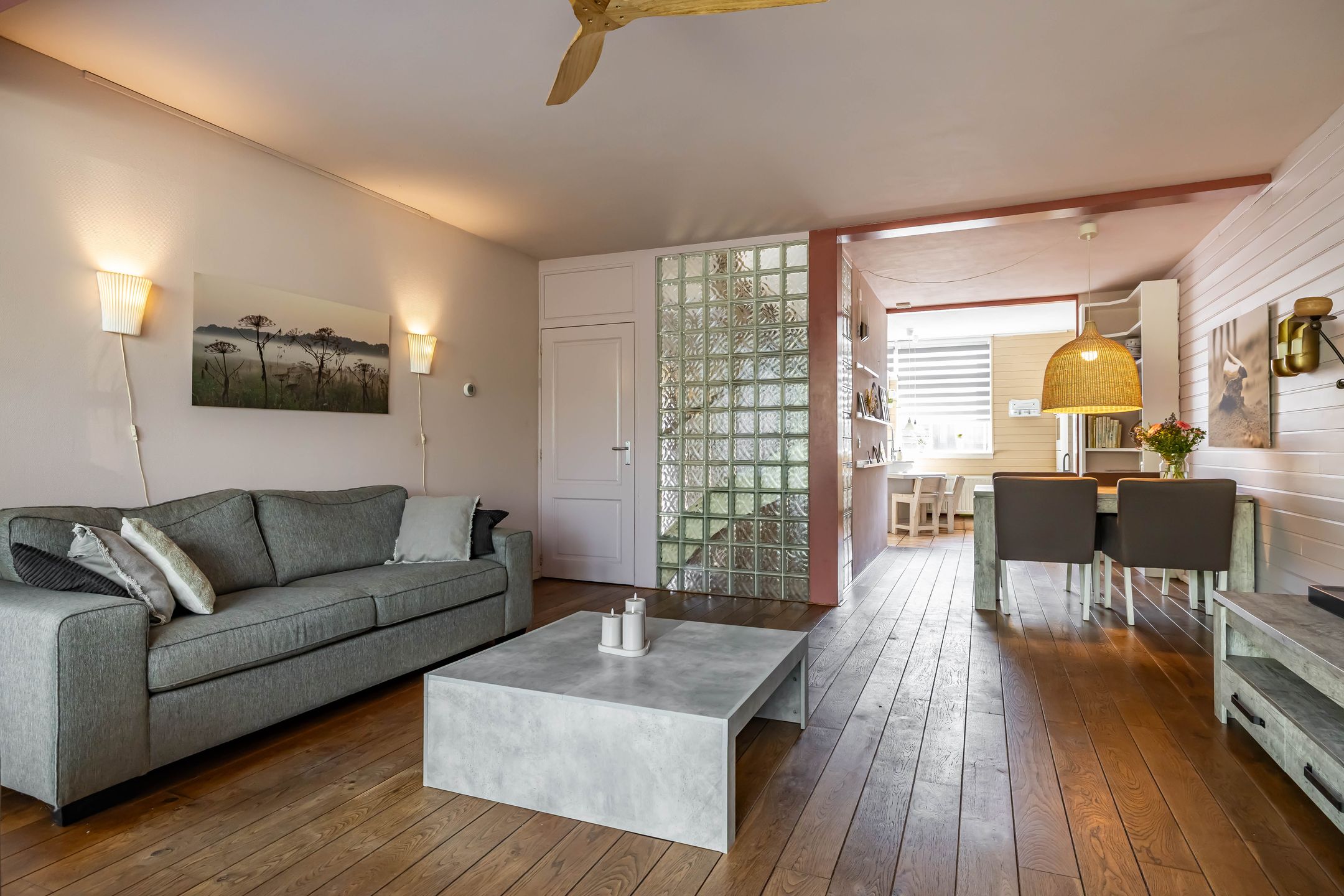 Foto 21 van Lichtboei 123