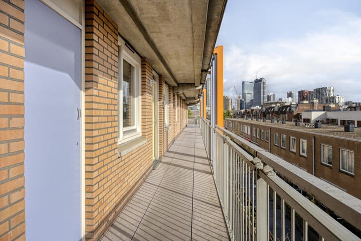 Photo 2 of Nieuwe Binnenweg 125-E