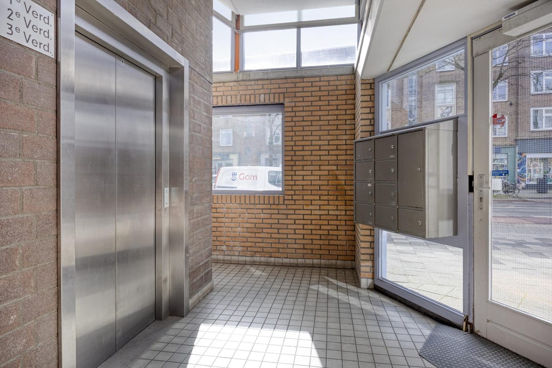 Photo 22 of Nieuwe Binnenweg 125-E