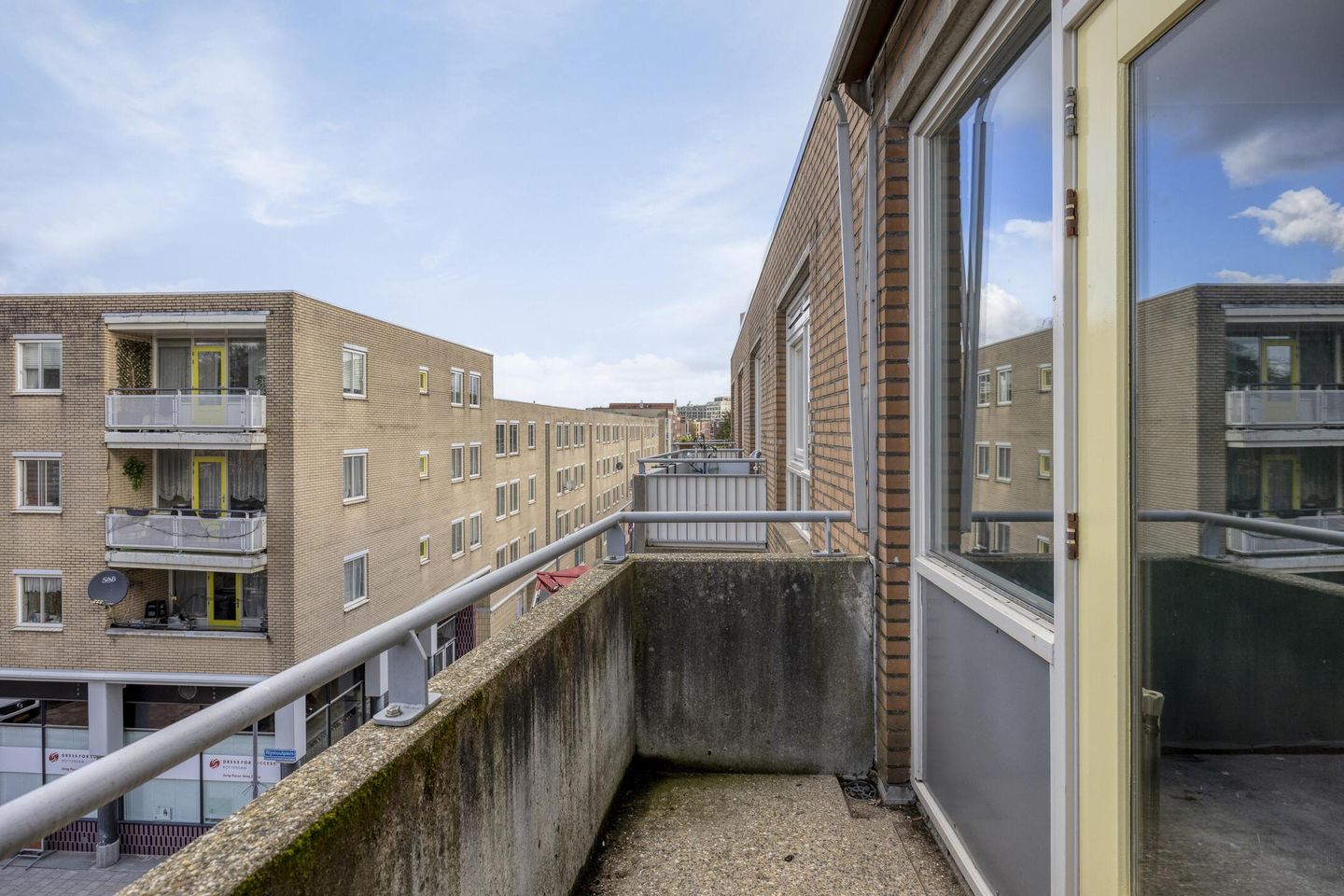 Photo 20 of Nieuwe Binnenweg 125-E