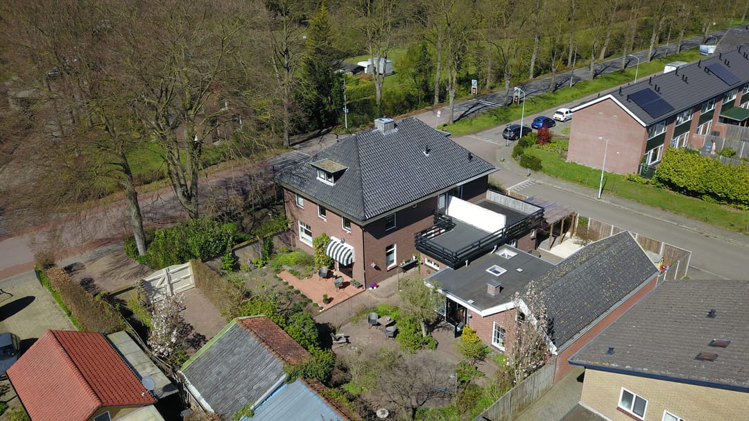 Photo 2 of Ruurloseweg 17