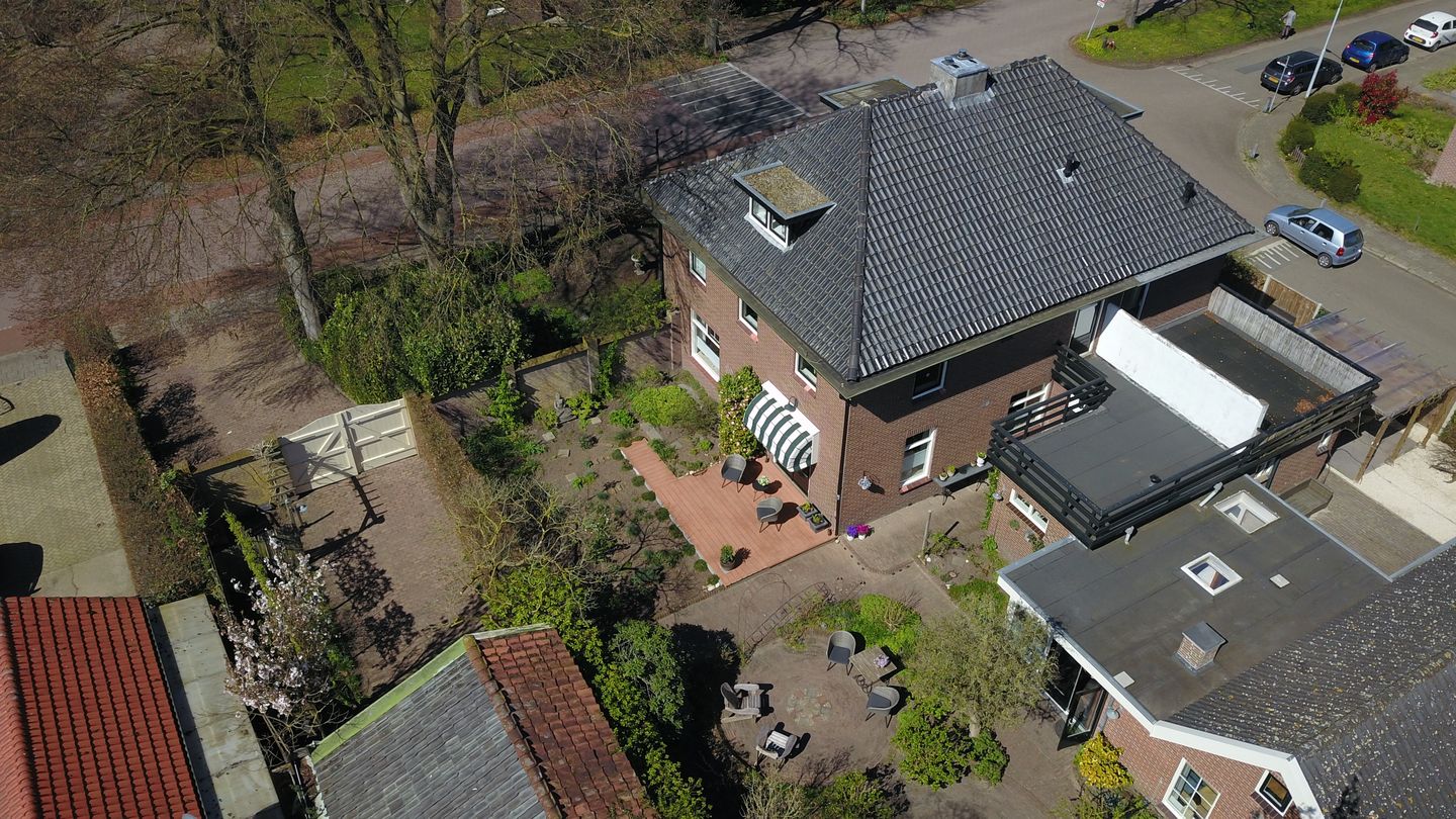 Photo 4 of Ruurloseweg 17