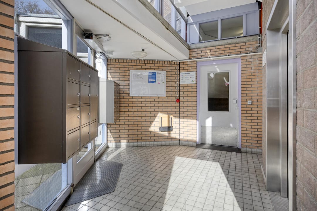 Photo 23 of Nieuwe Binnenweg 125-E