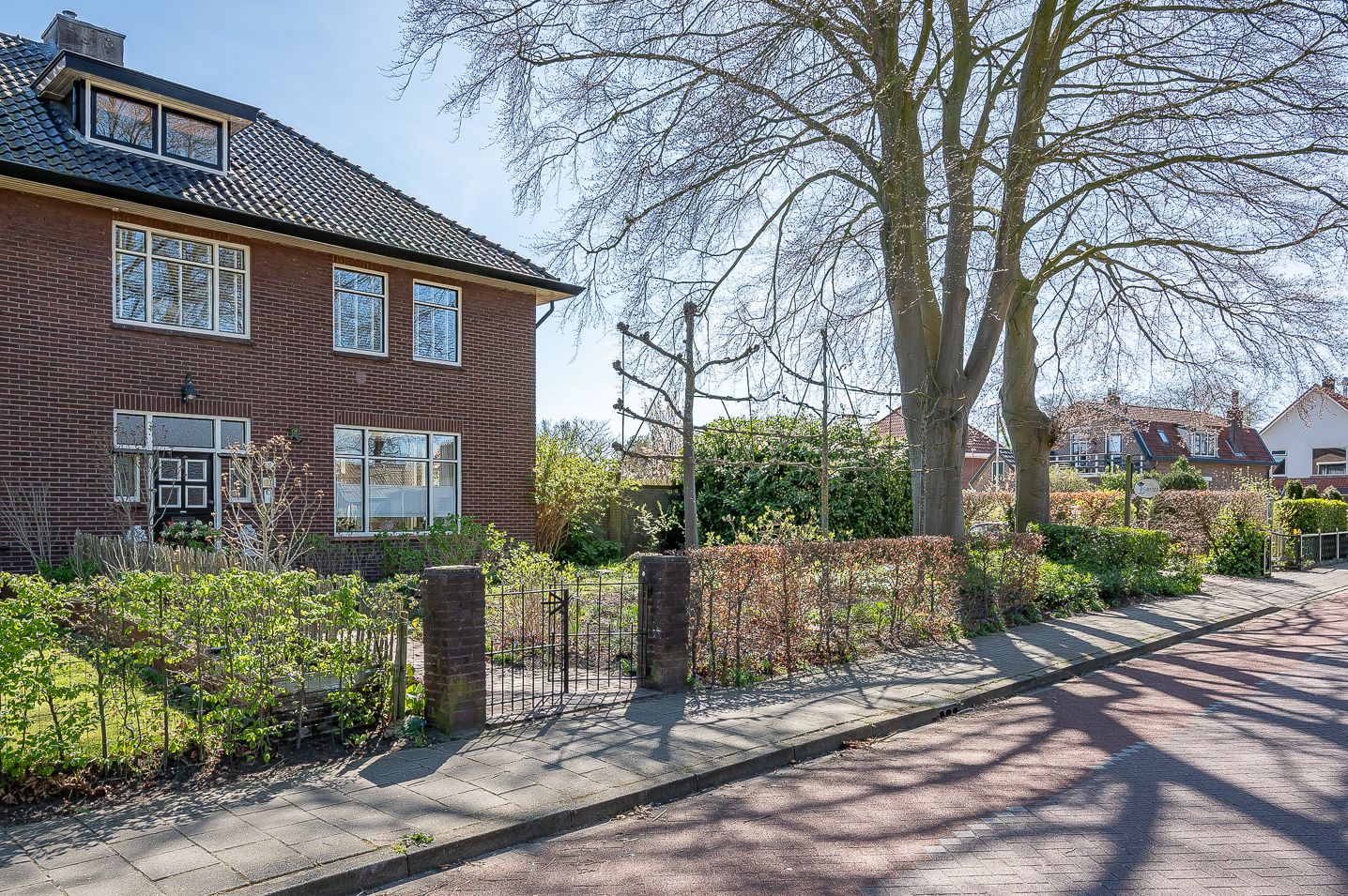 Photo 9 of Ruurloseweg 17