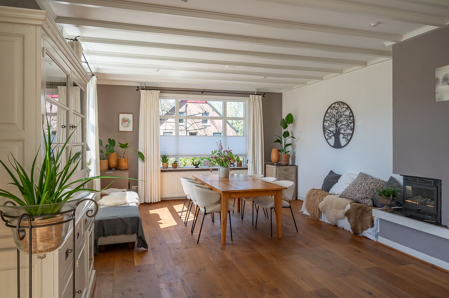 Photo 15 of Ruurloseweg 17