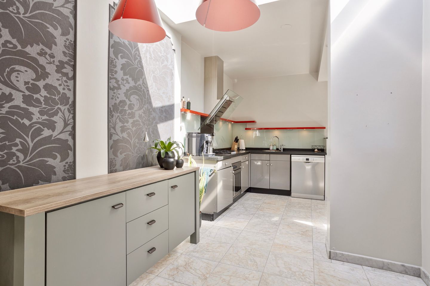 Foto 14 van Burgemeester Suyslaan 10