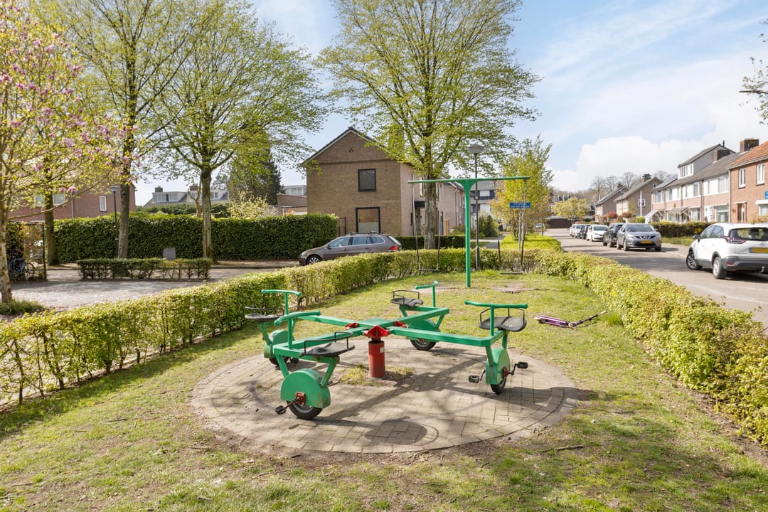 Foto 43 van Burgemeester Suyslaan 10