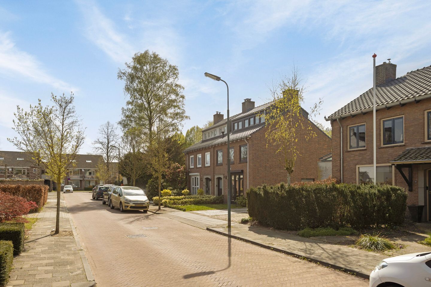 Foto 40 van Burgemeester Suyslaan 10