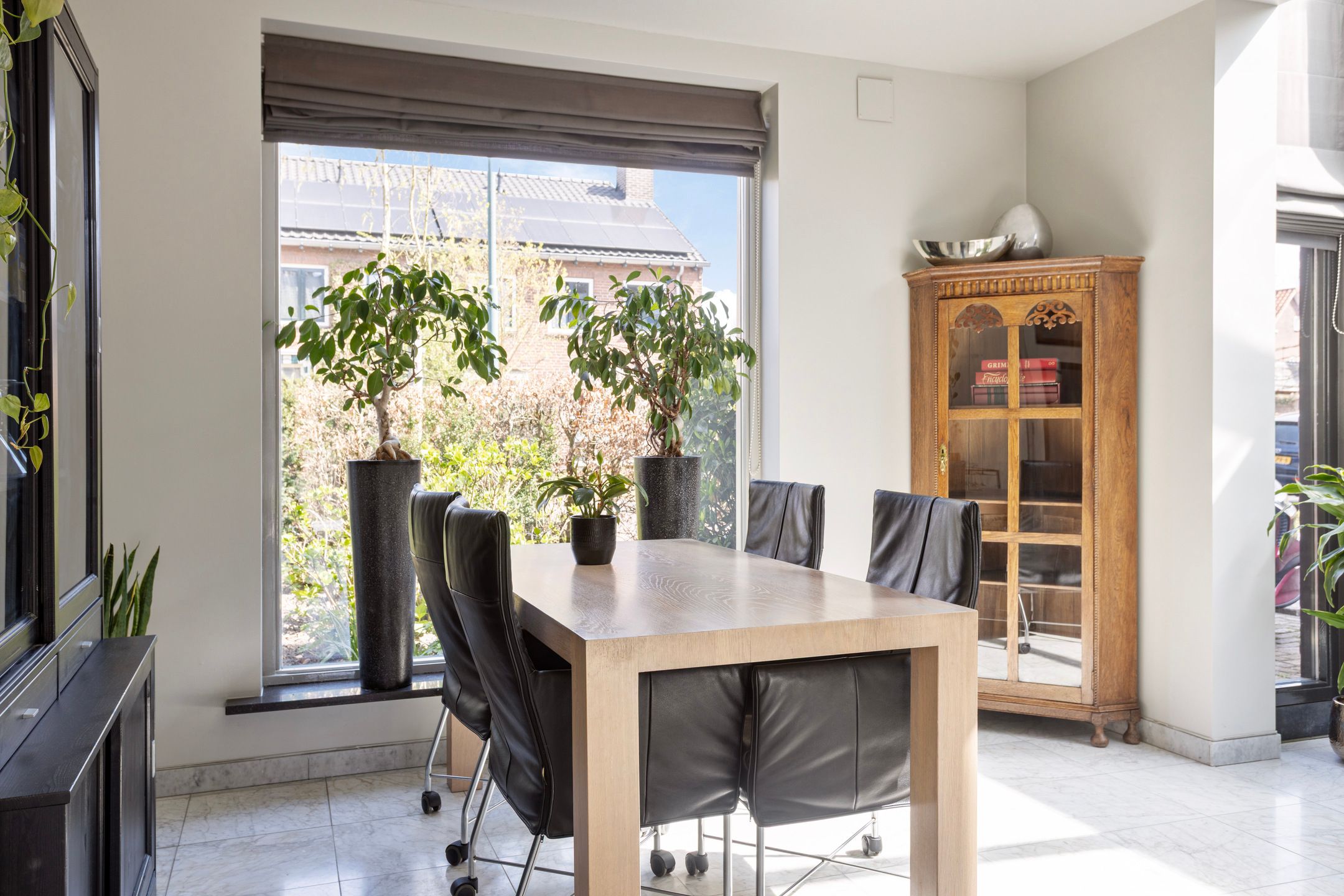 Foto 12 van Burgemeester Suyslaan 10