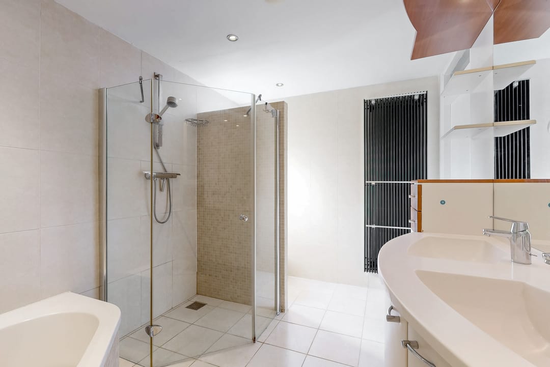 Spacious Detached Home with A+++ Energy Label in Limmen West — 32