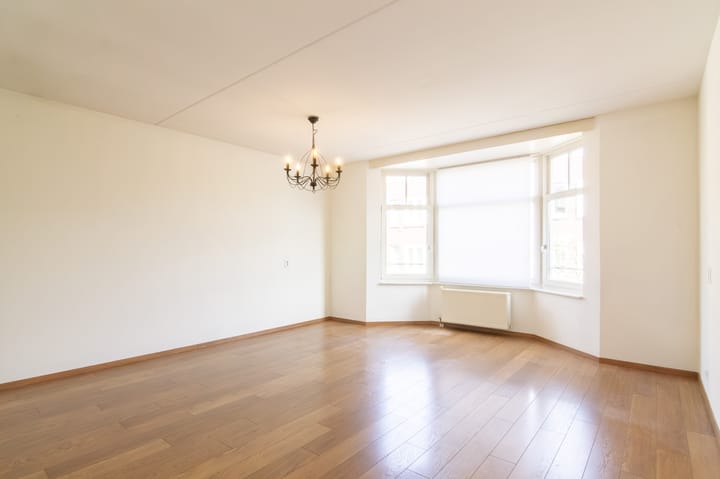 Photo 3 of Willem Beukelszstraat 3-H