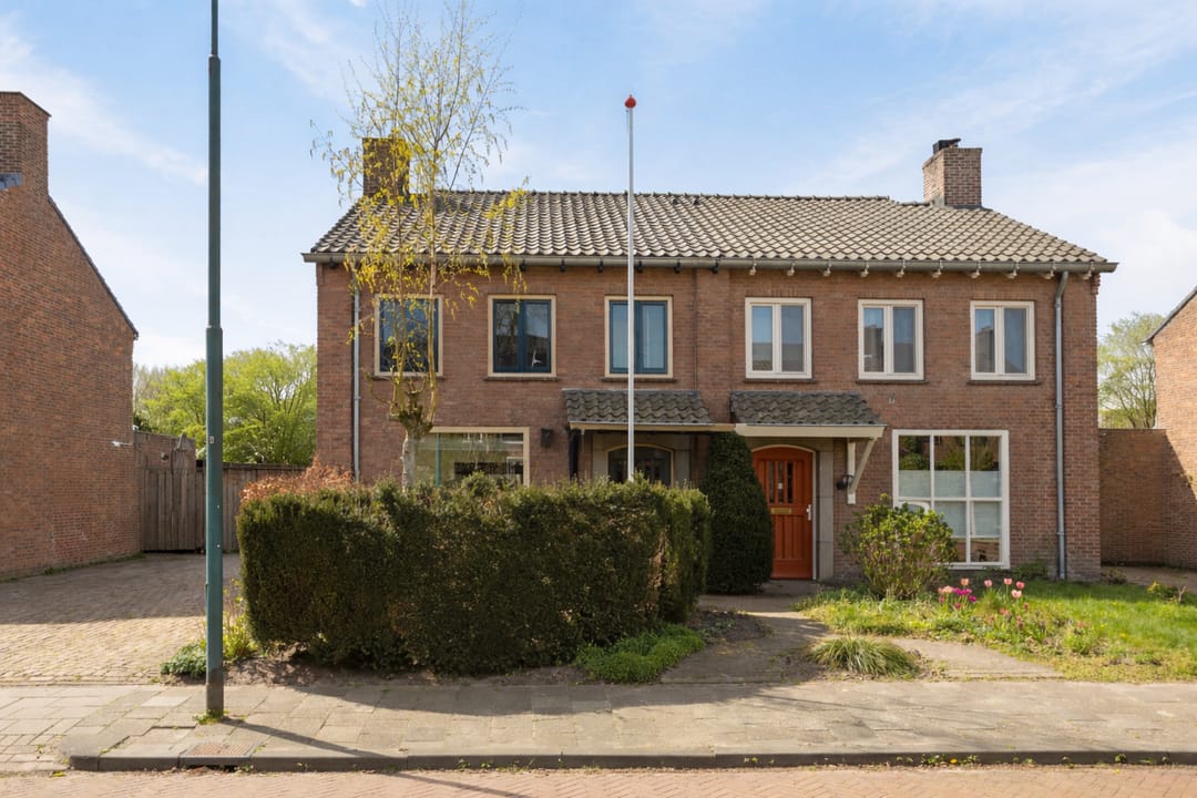 Foto 2 van Burgemeester Suyslaan 10