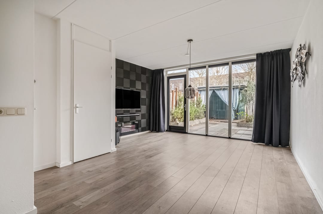 Photo 8 of Dianaplantsoen 60