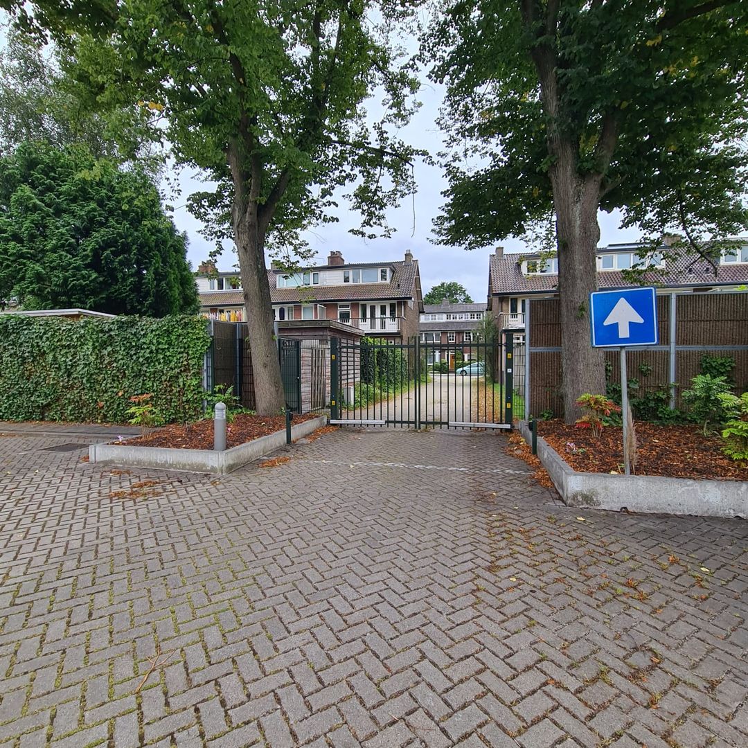 Photo 7 of Prof. Jordanlaan 138