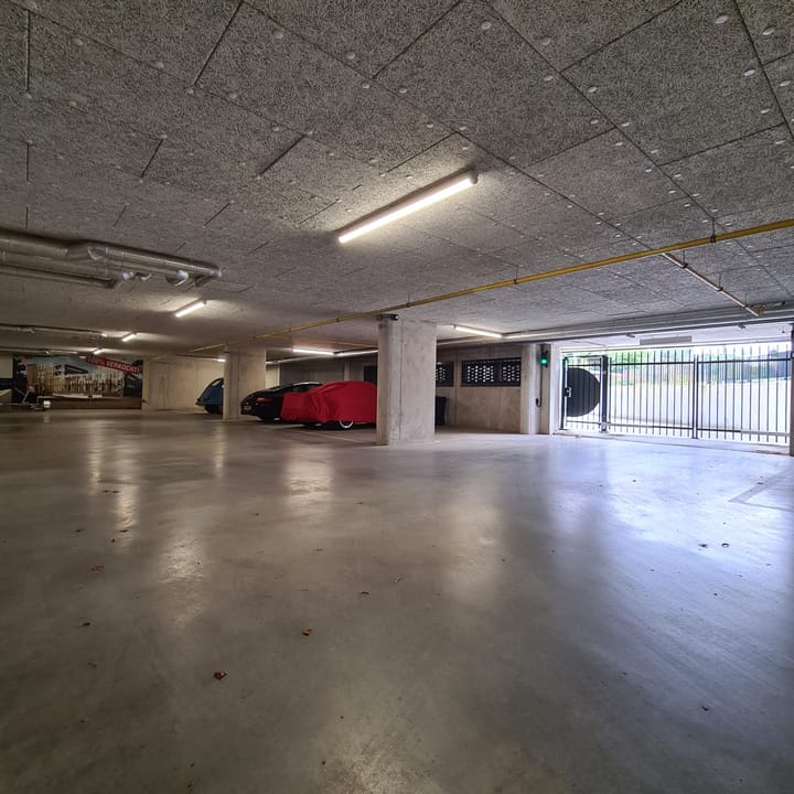 Photo 2 of Prof. Jordanlaan 138