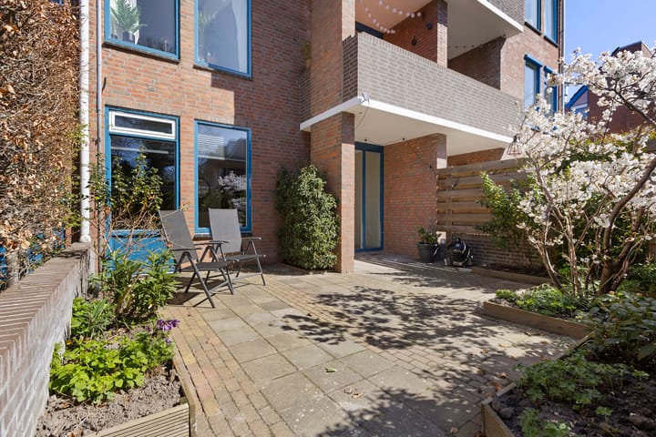 Foto 5 van Petrus Campersingel 31-38