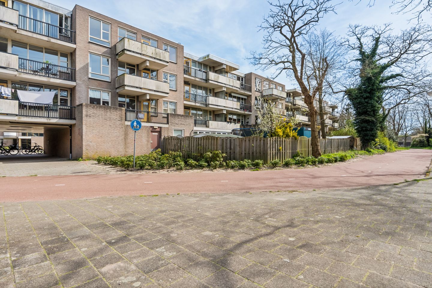 3-Room Apartment with New Bathroom and Balcony in Amsterdam Gein — 25