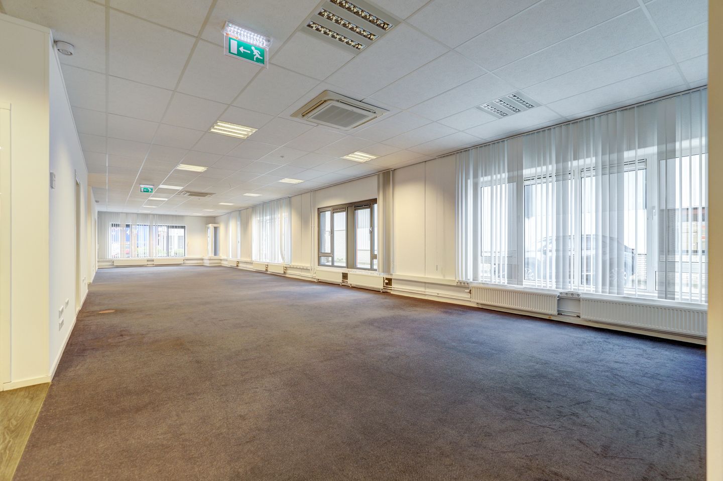 Bekijk foto 3 van Chroomstraat 6