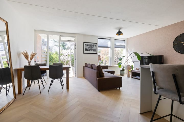 Foto 2 van Petrus Campersingel 31-38