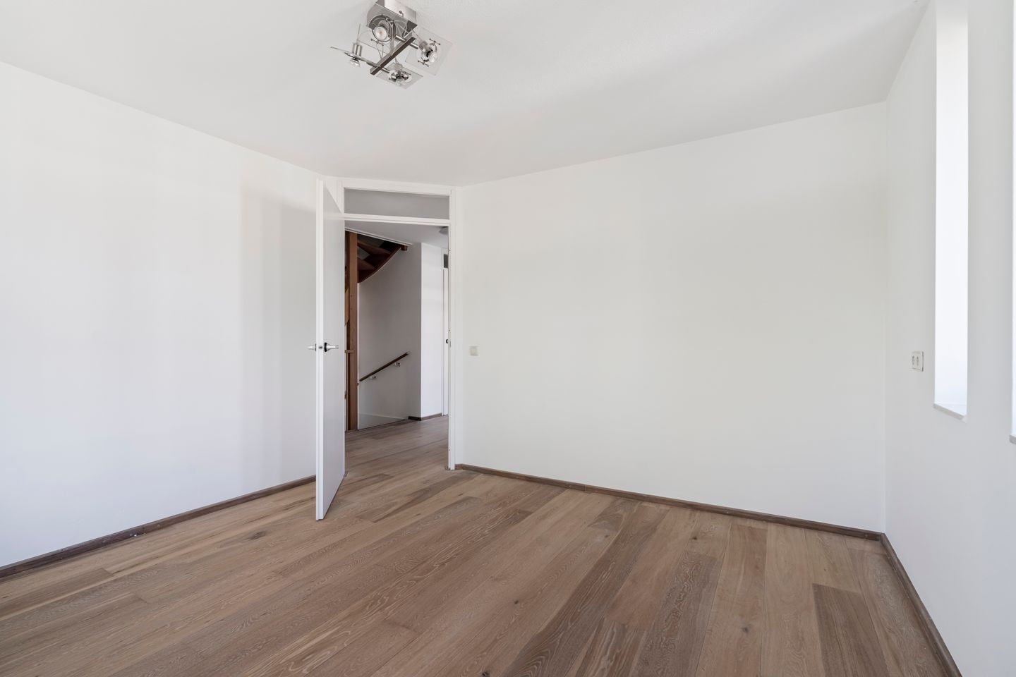 Foto 20 van Boswinde 185