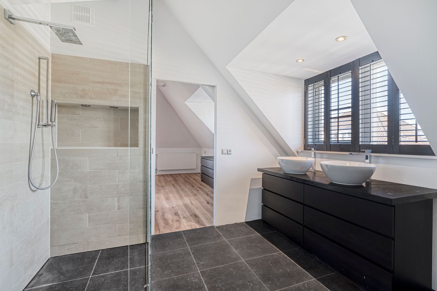 Foto 35 van Boswinde 185